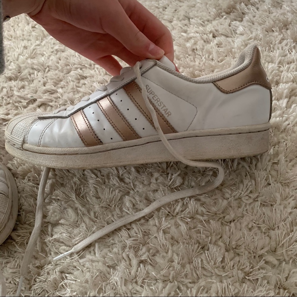ADIDA SUPERSTARS - Picture 5 of 10